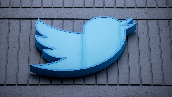 Twitter vend aux enchères des articles de son siège de San Francisco