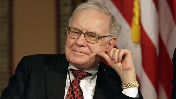 Buffett nomme les responsables de la crise bancaire américaine.