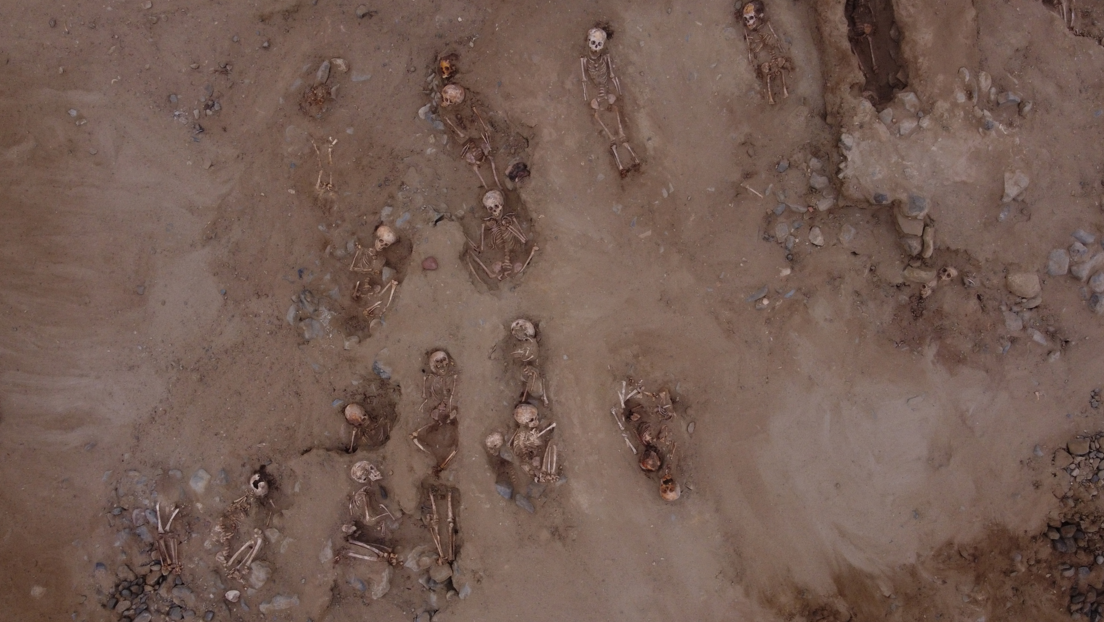 Restes osseux trouvés à Huanchaco. Programme archéologique de Huanchaco