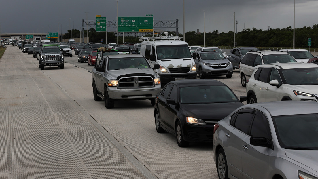 L’Ouragan Milton Force l’Évacuation de 5,5 Millions de Personnes en Floride