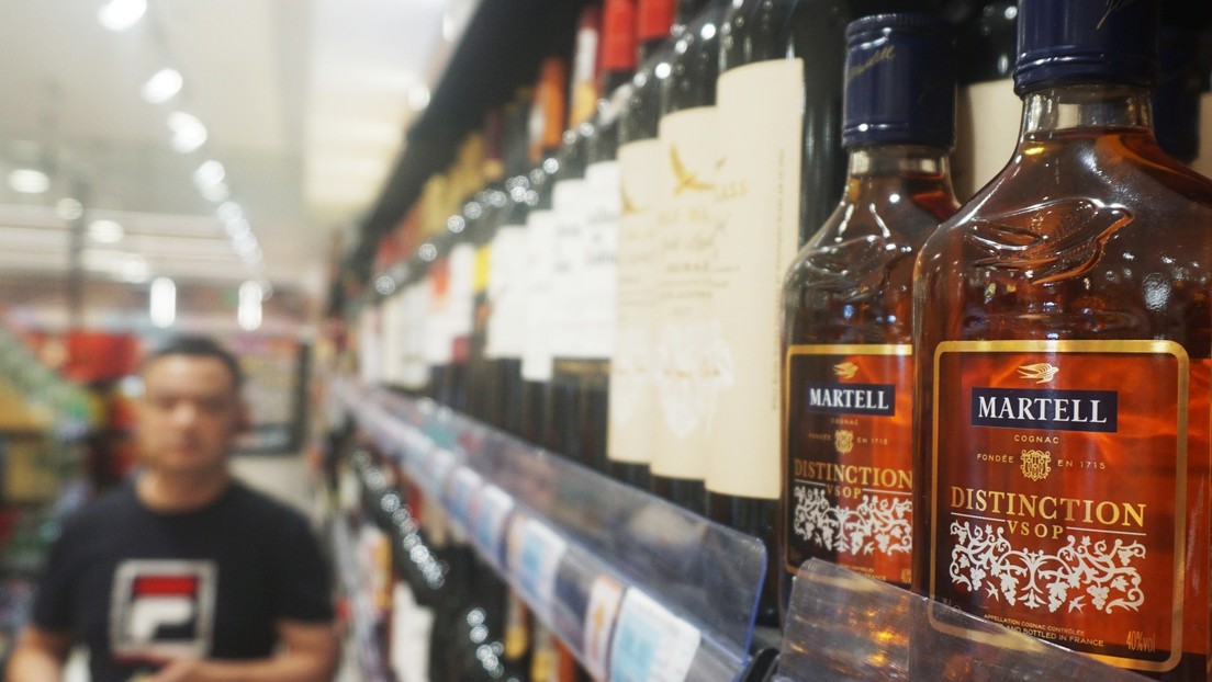 Le cognac Martell de France est vendu dans un supermarché de la province du Zhejiang (est de la Chine) le 8 octobre 2024. Directeur de la photographie / Future Publishing / Gettyimages.ru