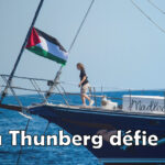 La militante pour le climat Greta Thunberg à bord du bateau Madleen avant de partir pour Gaza avec des militants de la Freedom Flotilla Coalition, le 1er juin 2025. Salvatore Cavalli / AP